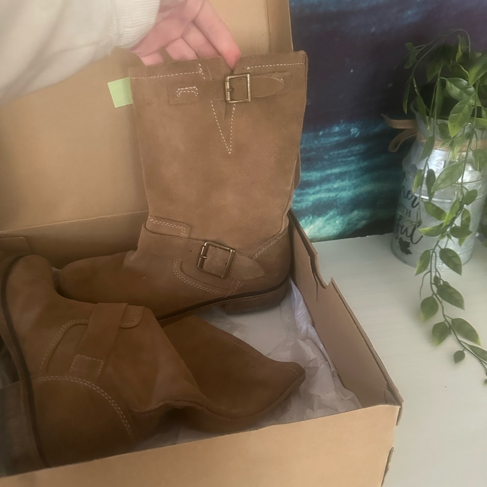 American eagle boots